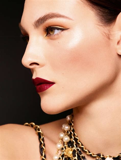 chanel christmas 2020 makeup|How to Create a Bold Makeup Look with the Holiday 2020.